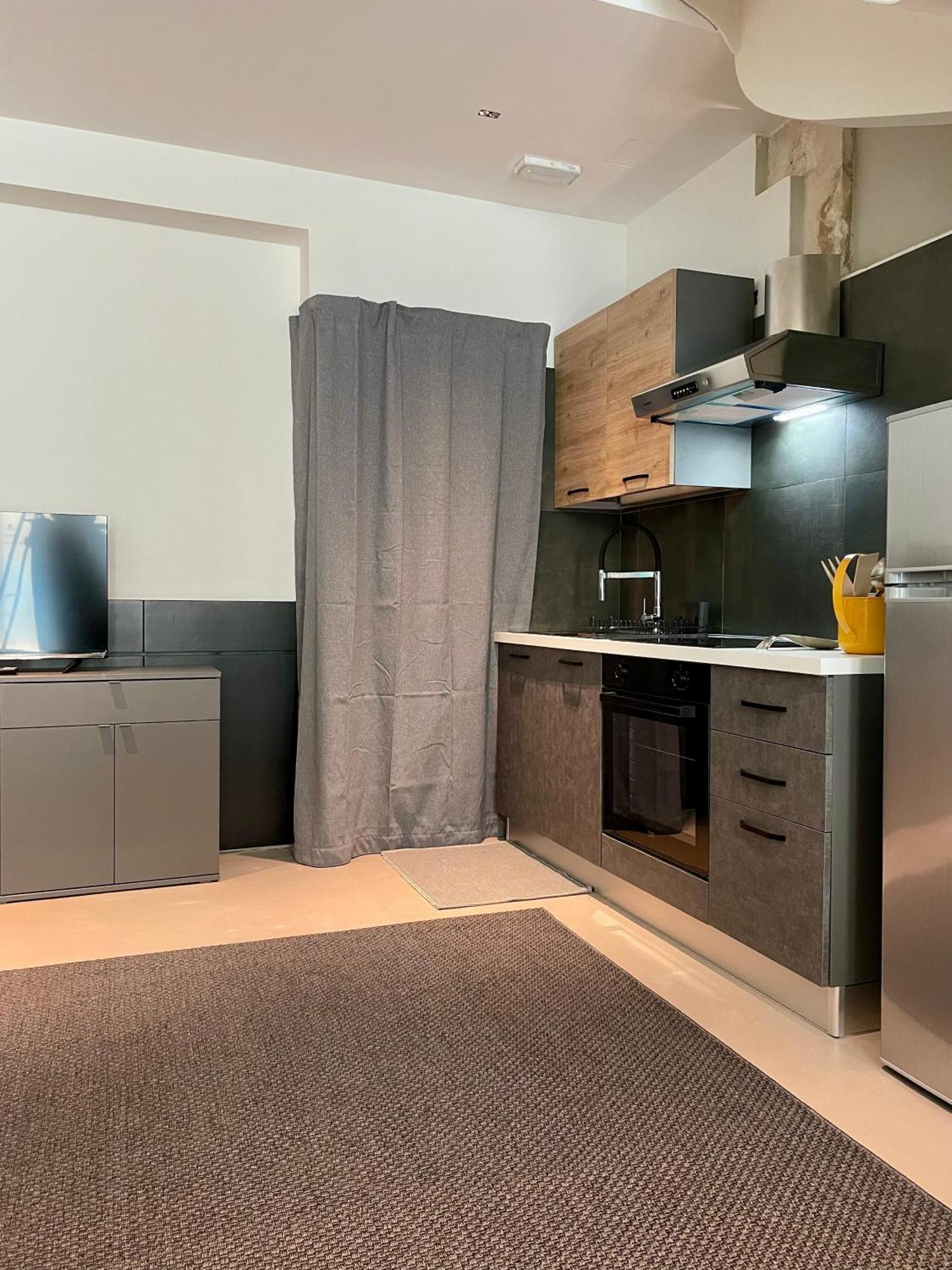 Suite 38 Syracuse Luaran gambar