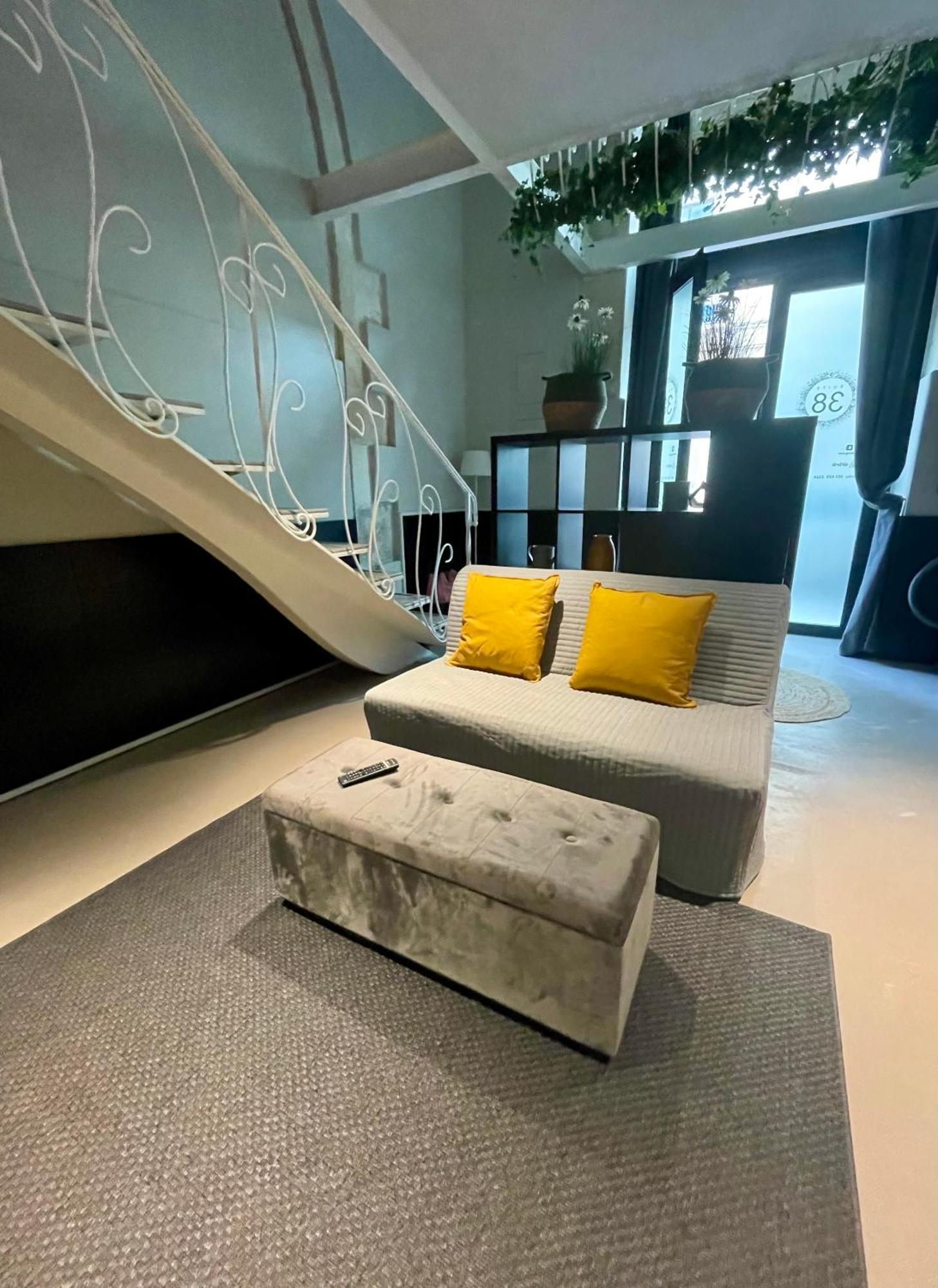 Suite 38 Syracuse Luaran gambar